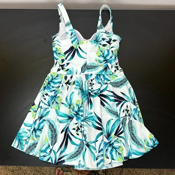 Sonnet Shores Skirted One Piece Bathing Suit 6 Leaf Print Full Coverage … - Picture 13 of 13